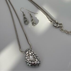 Vintage Brighton "Pebble Crystal" necklace and earring set